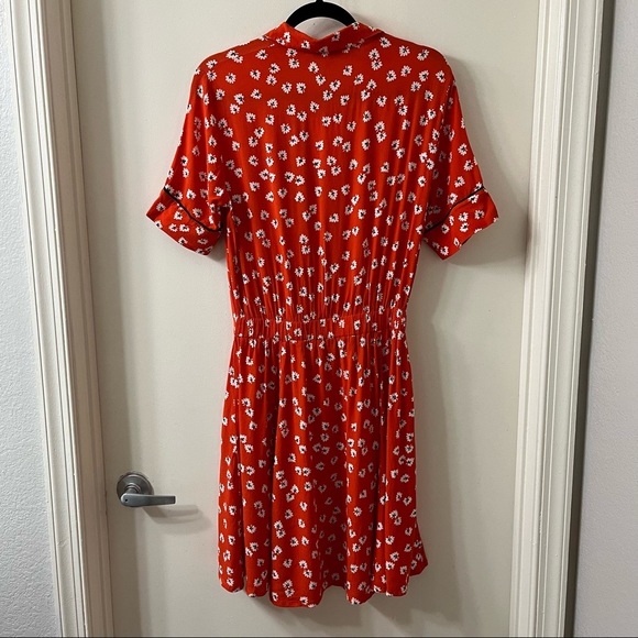 NWT Ganni Silvery Crepe Twist Dress in Big Apple Red Size 36 US Small 4 - Picture 2 of 11